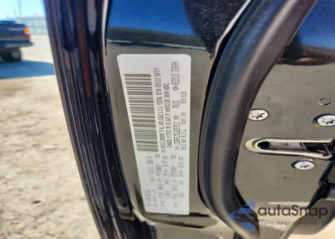 2018 Ram 1500 Slt z USA, uszkodzony, nr VIN 1C6RR7LM3JS257512